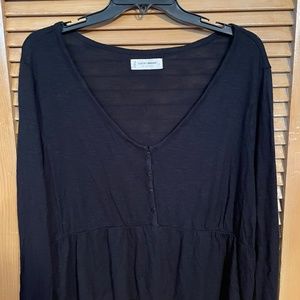 Lucky Brand Los Angeles Black Blouse v-neck Empire Waist Size: Large